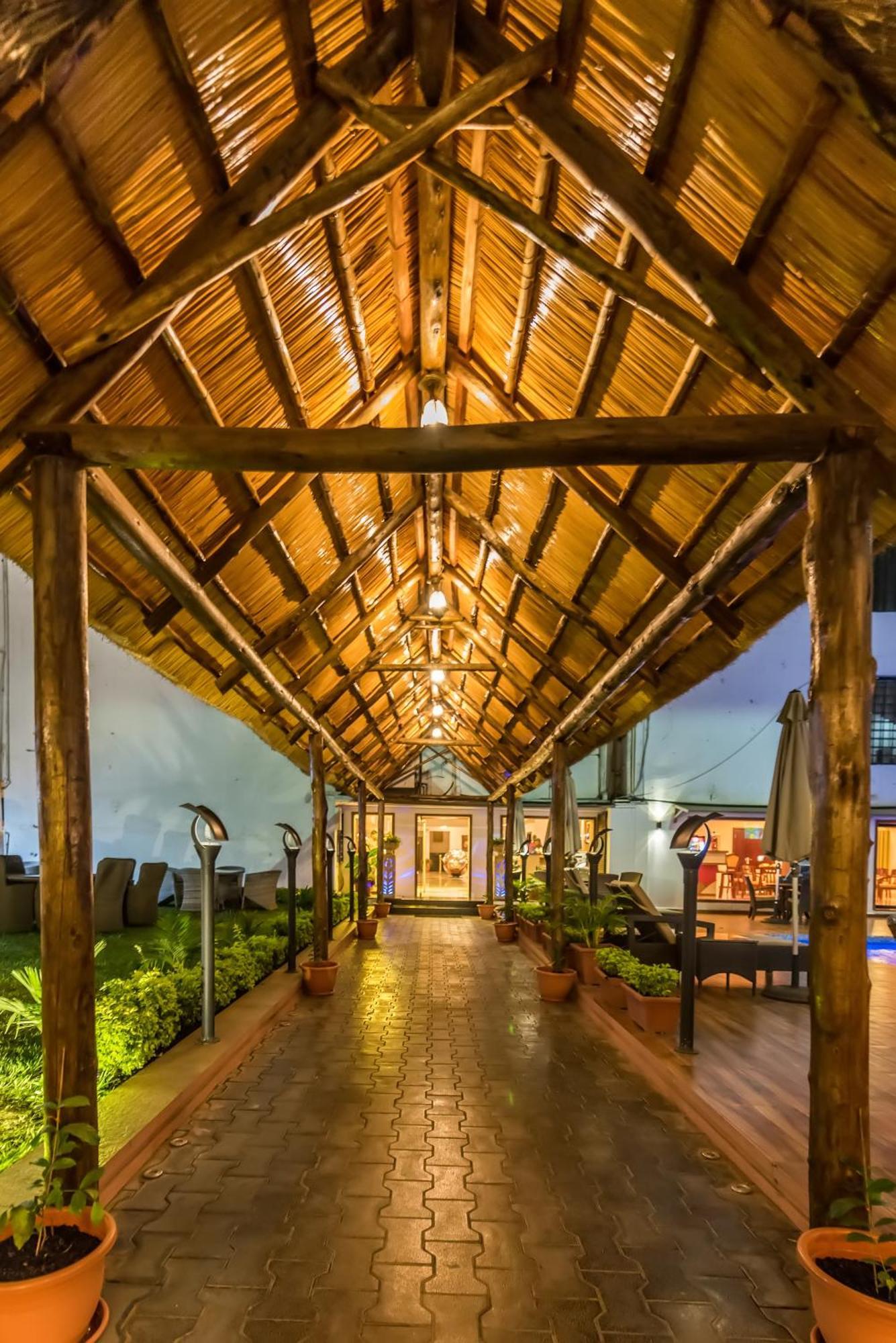 Hotel Lubumbashi Bagian luar foto