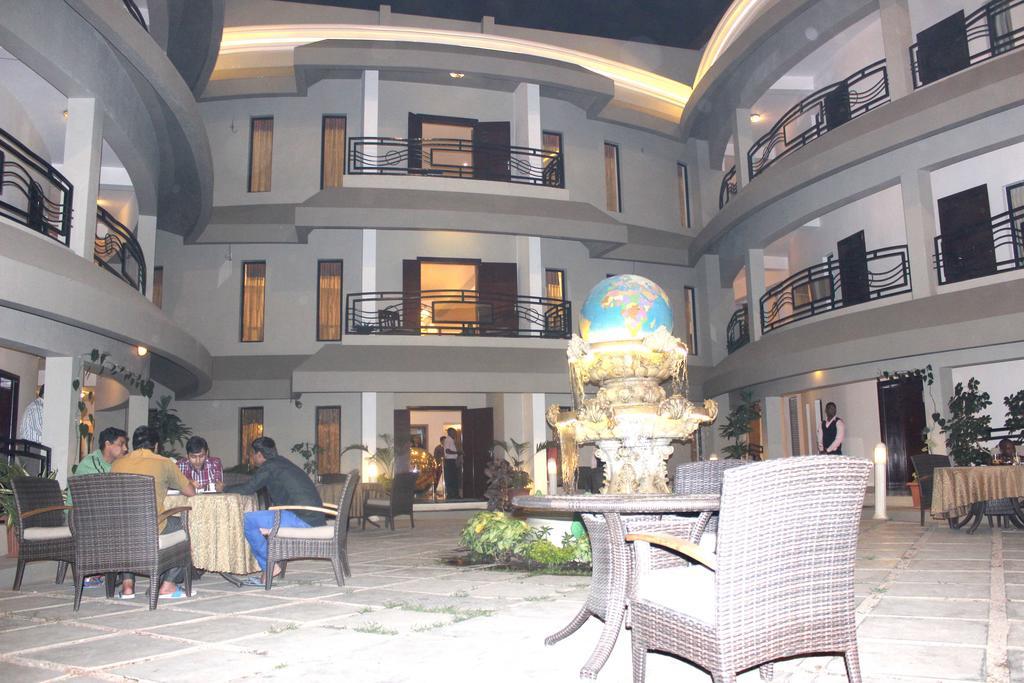 Hotel Lubumbashi Bagian luar foto