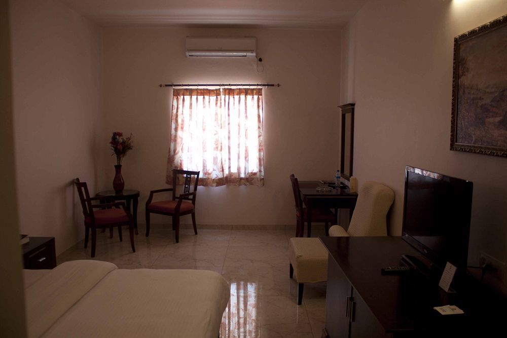 Hotel Lubumbashi Bagian luar foto