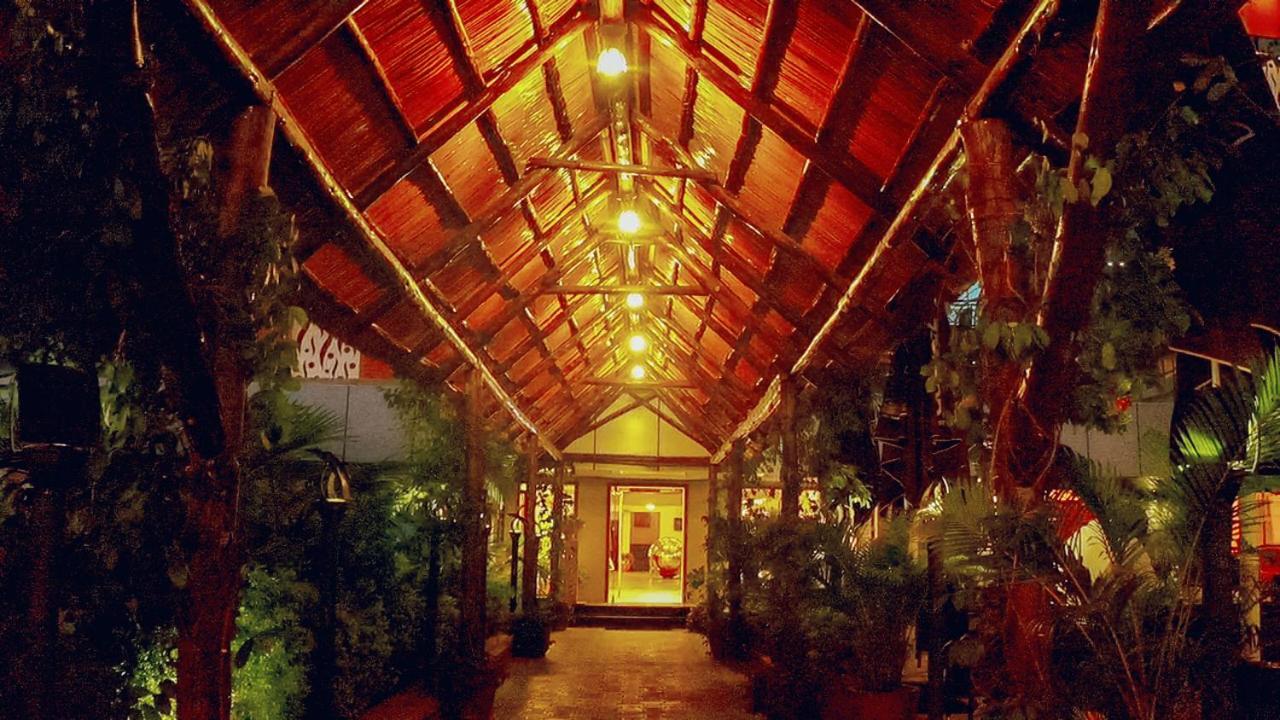 Hotel Lubumbashi Bagian luar foto